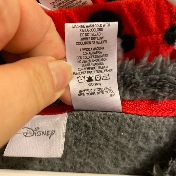 MINNIE MOUSE XL pajamas set fluffy Disney gray black red XL juniors NWOT pjs - Picture 4 of 10